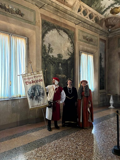 Il Gruppo storico della Badessa in un'uscita promozionale