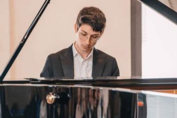 Artese, vincitore del Concorso Baldi e di numerosi primi premi in concorsi internazionali